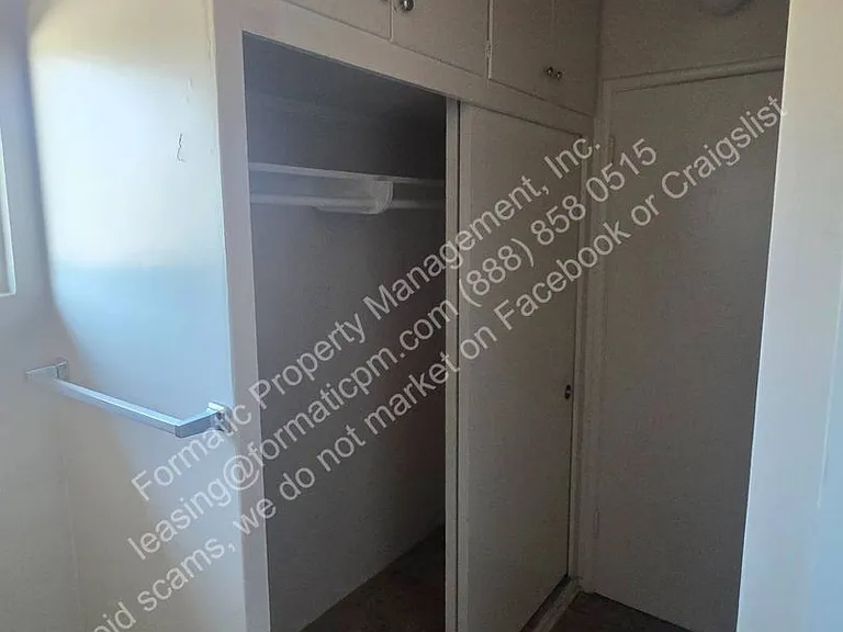 14307 S Norwalk Blvd — Photo 7
