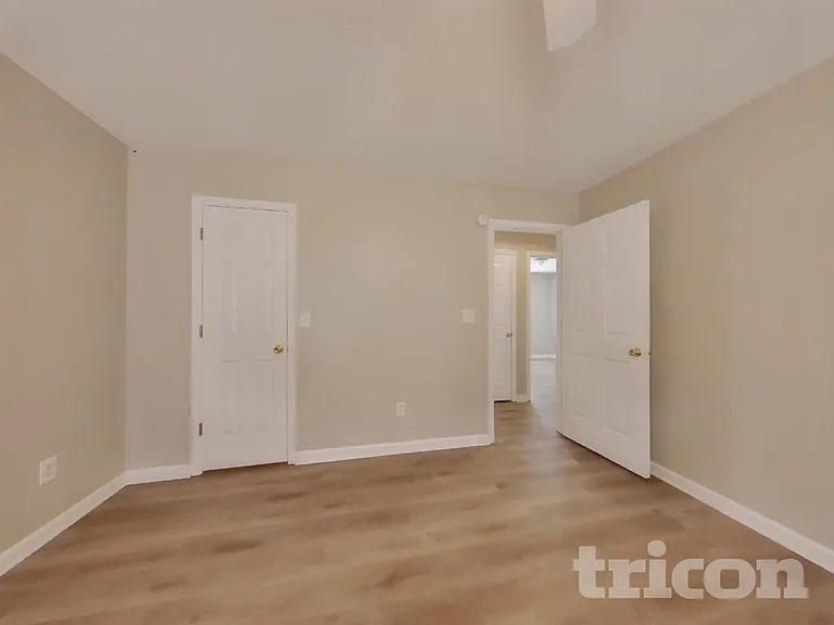 621 Southern Trace Xing — Photo 7