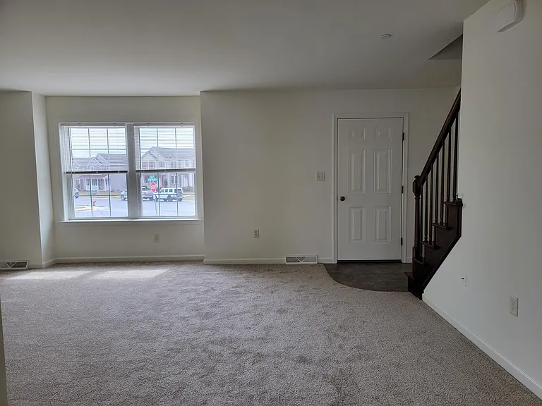 56 Gable Dr — Photo 2