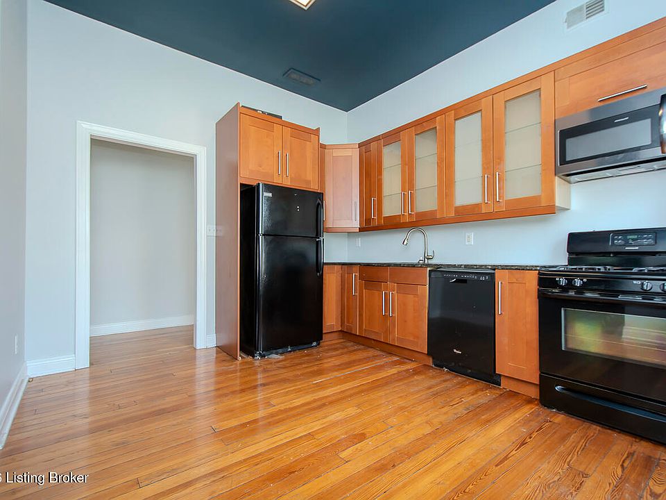 1st image of 1000 E Caldwell St #3