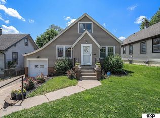 2731 Read St, Omaha, NE 68112