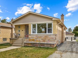 9117 S Clifton Park Ave, Evergreen Park, IL 60805