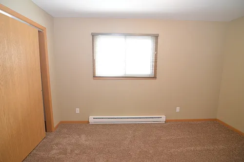 533 McCormick Ave #2 — Photo 4