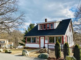 15 Carlton St, Saugus, MA 01906