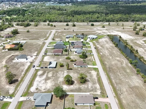 2912 NW 25th Ln, Cape Coral, FL 33993