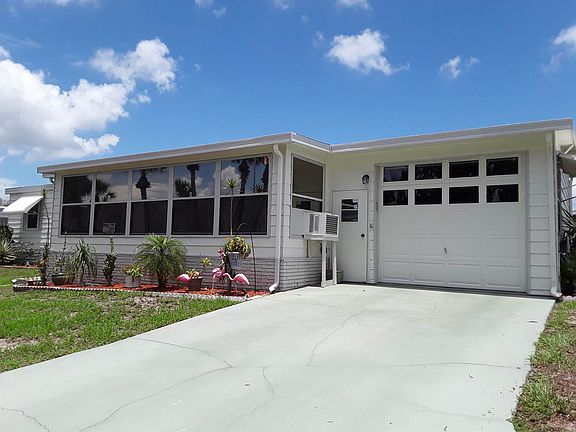 2nd image of 84 Emerald Dr E