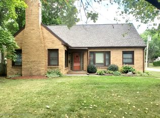 938 Coolidge Rd, East Lansing, MI 48823