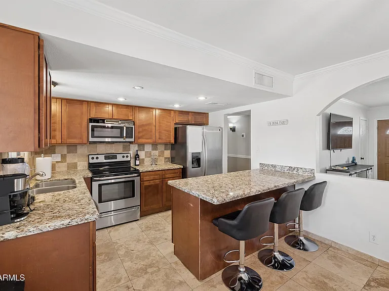 3615 S Margo Dr — Photo 9