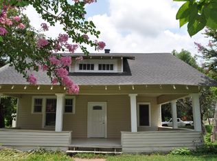 206 E Jefferson St, Palmer, TX 75152