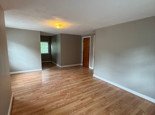 376 S Main St, Andover, MA 01810