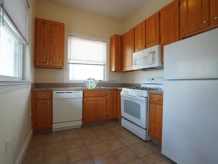 5 Gardner Ter #1 — Photo 16
