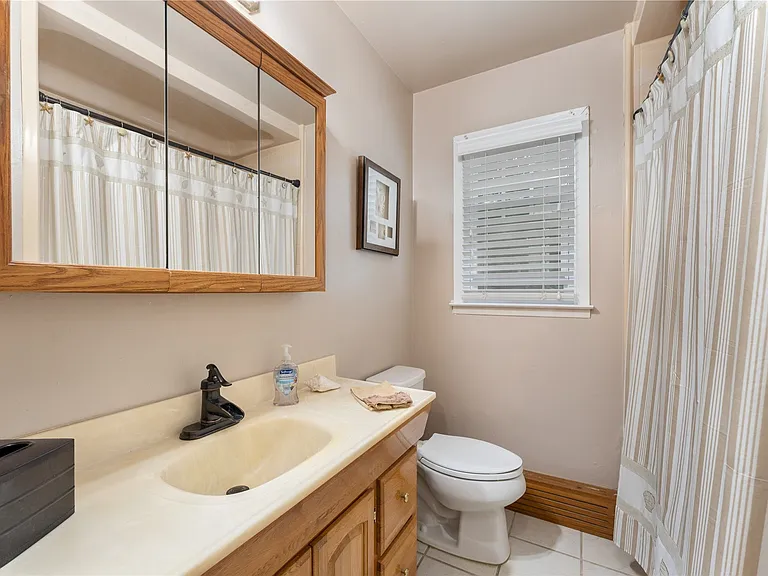 8 Wakeman Ct — Photo 14