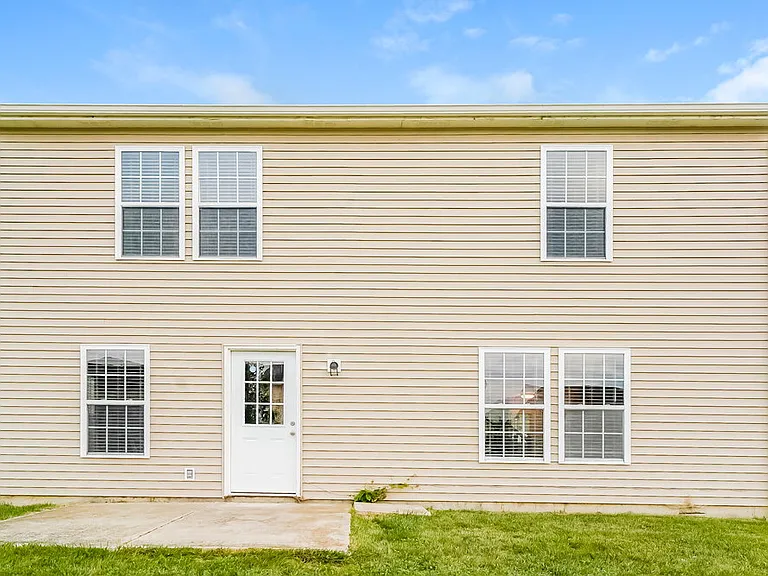 10767 Miller Dr — Photo 21