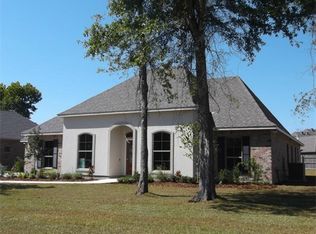 313 River Landing Dr, Slidell, LA 70461