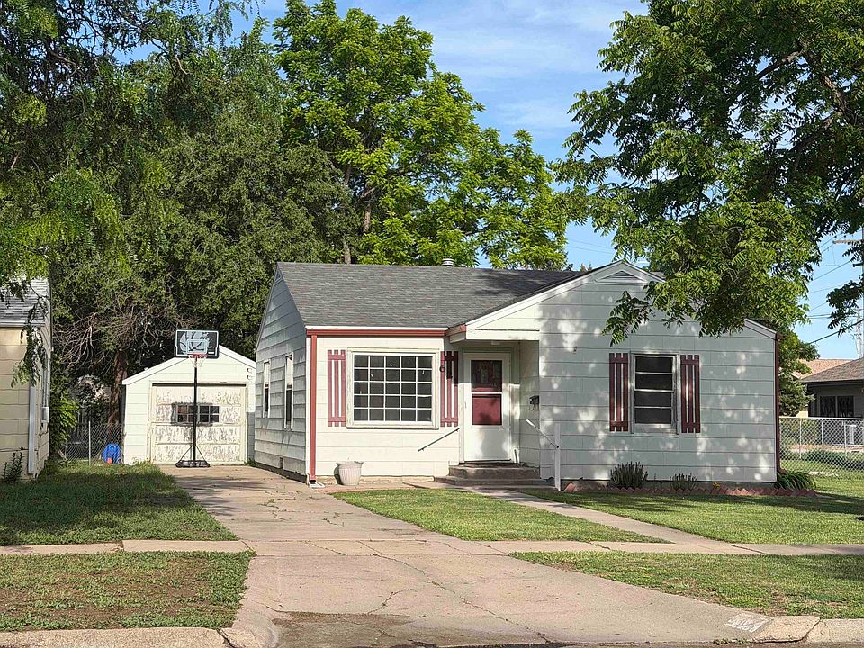 1st image of 621 S Elm St.