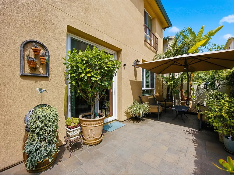 12006 Fairmont Ct — Photo 32