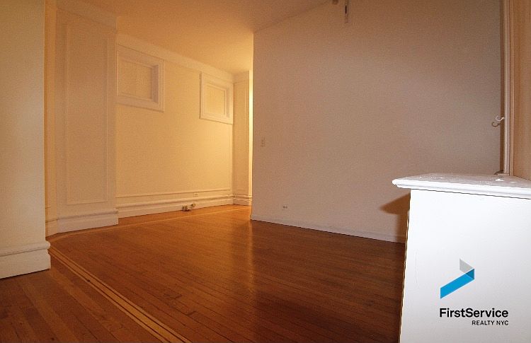 1st image of 140 W 71st St #2AG