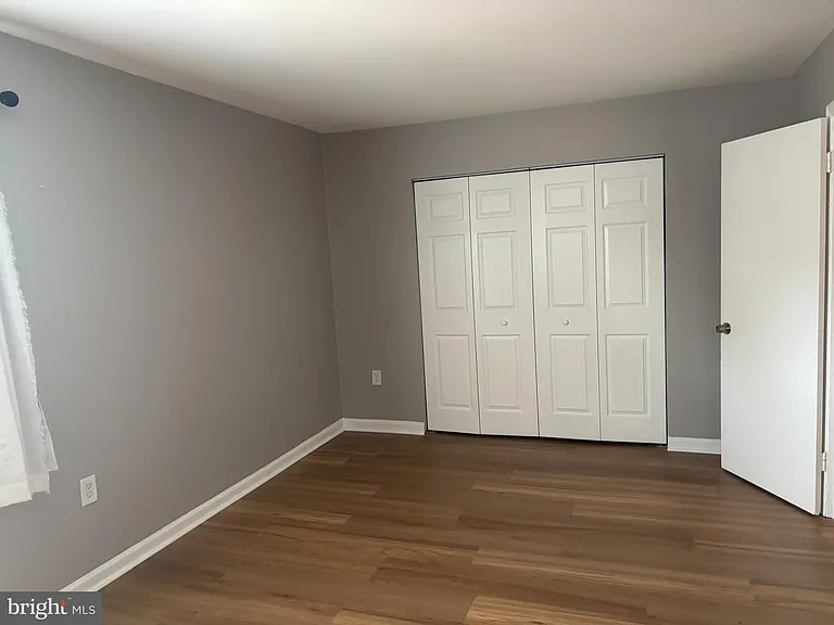 9276 Adelphi Rd #201 — Photo 6