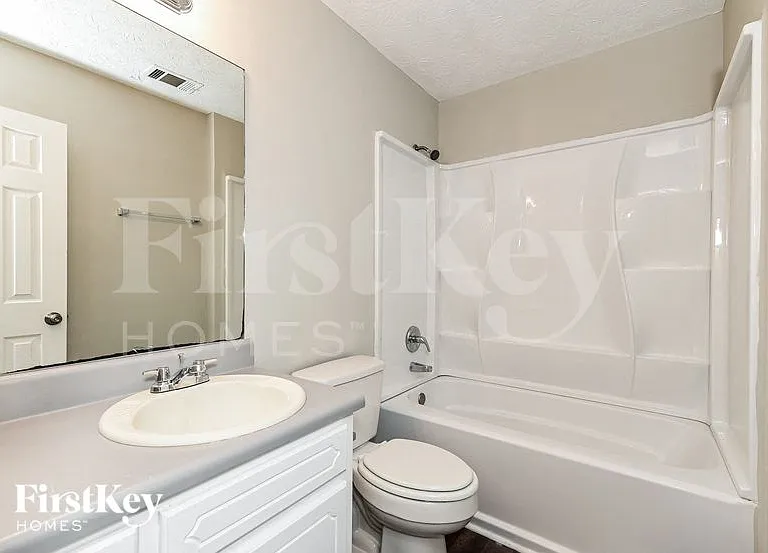 130 Dunwick Ln — Photo 14