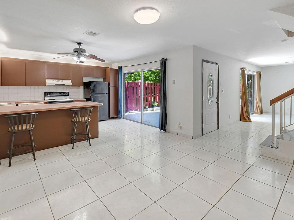1st image of 2811 SE 5th Circle #18A