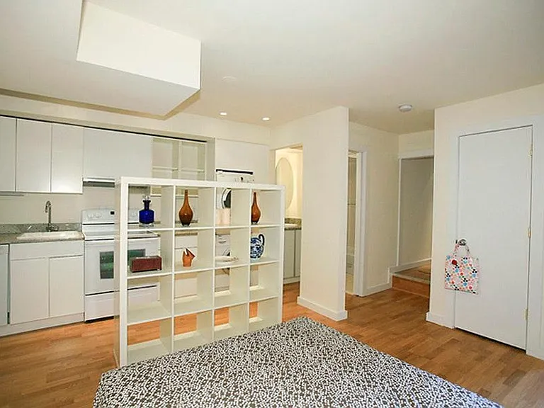 1522 E Capitol St NE — Photo 7