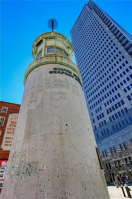 Sold by Remax Real Estate Professionals | media 19