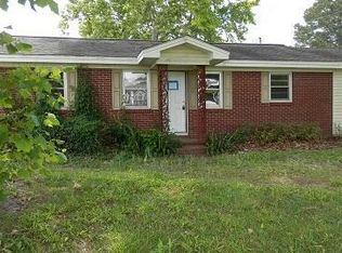 974 Mollie Rd, Whiteville, NC 28472