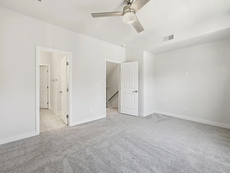 964 Broad River Ln — Photo 19