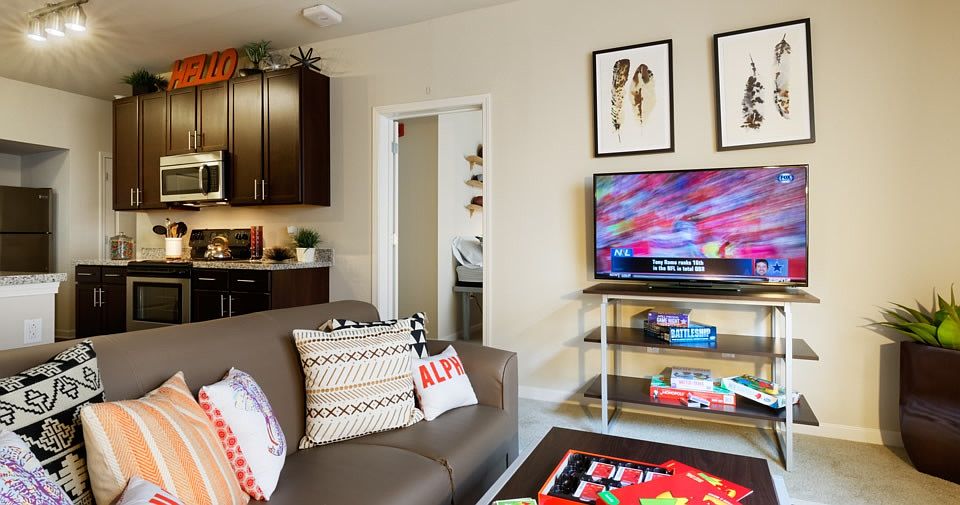 1st image of 1175 13th St E APT 1316