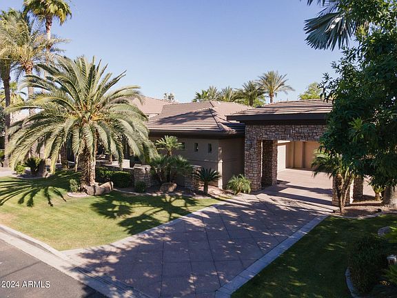 5th image of 103 W MACAW Drive