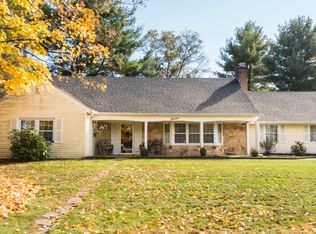 11 Lake Ave, Somerset, NJ 08873