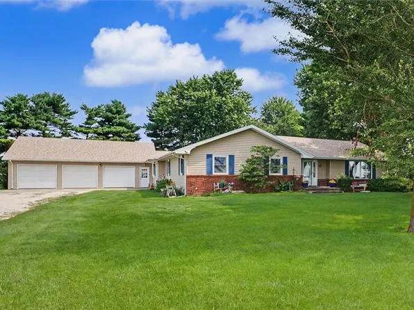 52 County Road 3000 N, Fisher, IL 61843