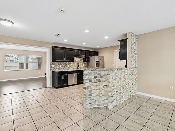 3rd image of 4018 PRADO DRIVE