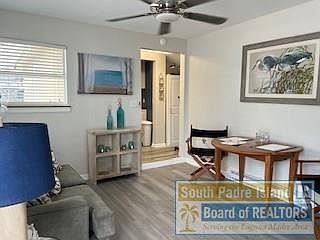5th image of 1010 Pompano Ave