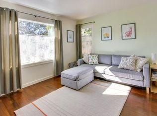 848 Maple St, Pacific Grove, CA 93950