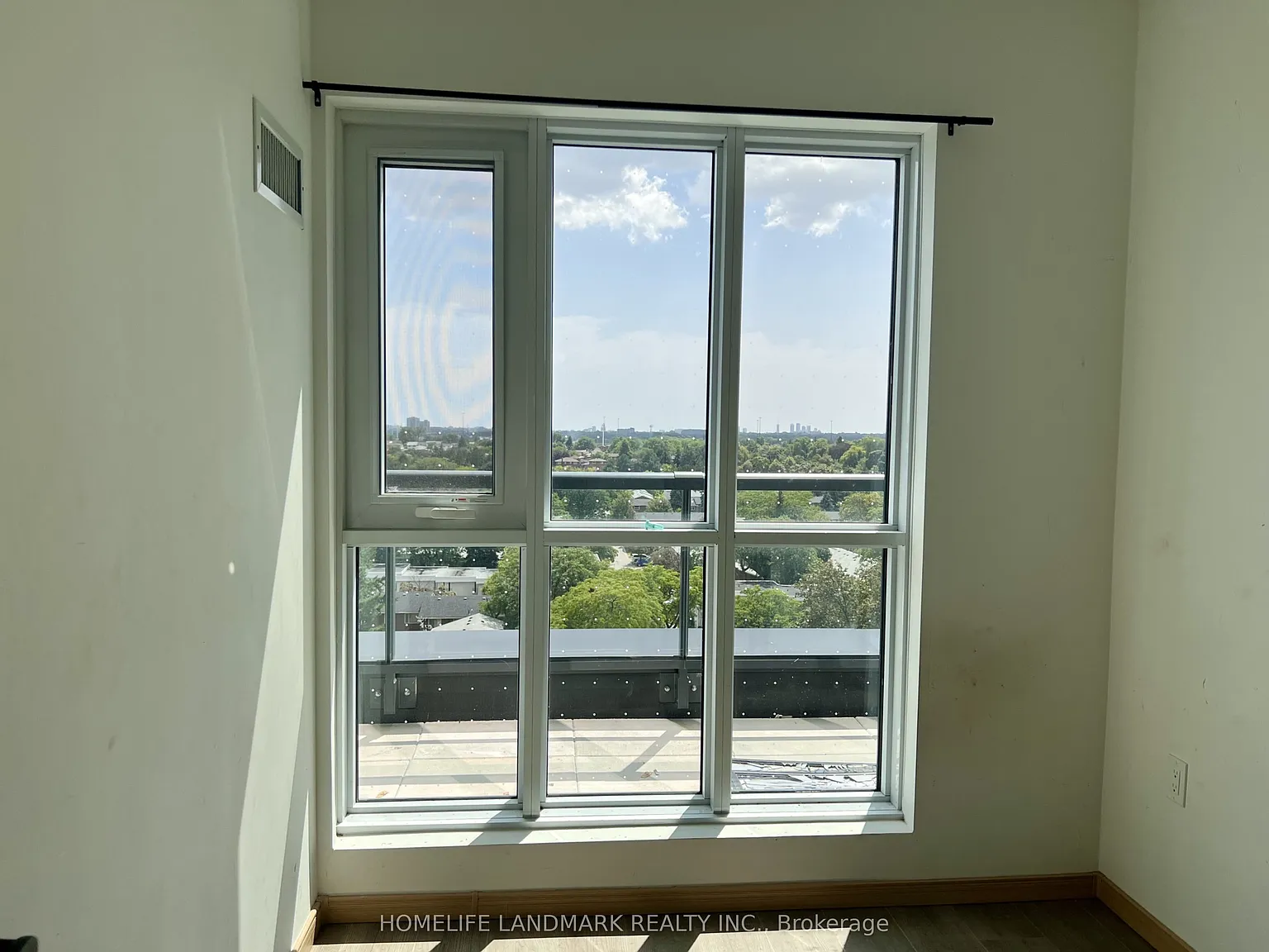 3421 Sheppard Ave E — Photo 4