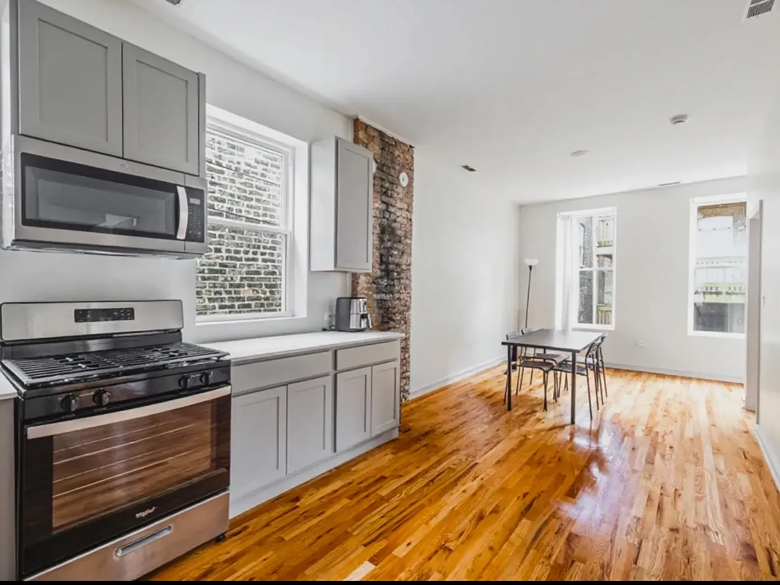 4 bed, $3,600 — Photo 1