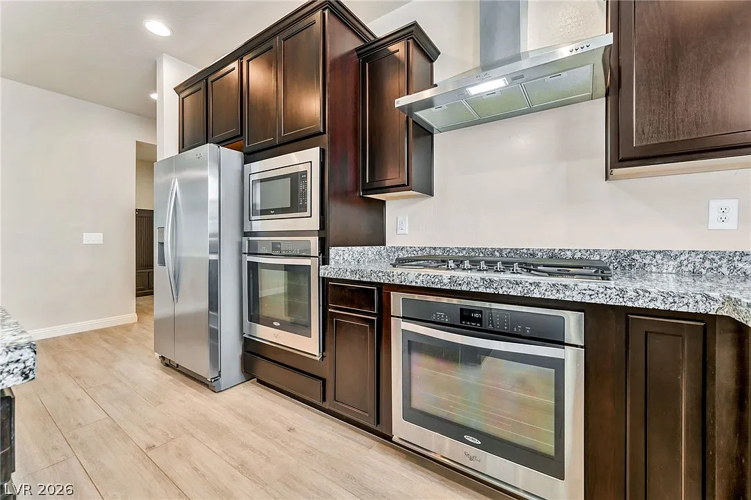 3 bed, 2.5 bath, 2171 sqft, $2,780 — Photo 2