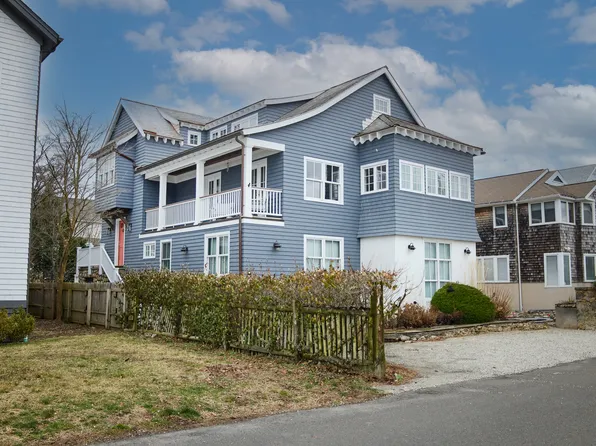 29 Fairfield Ave, Westport, CT 06880