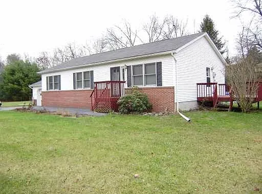21 Cora Rose Ln — Photo 2