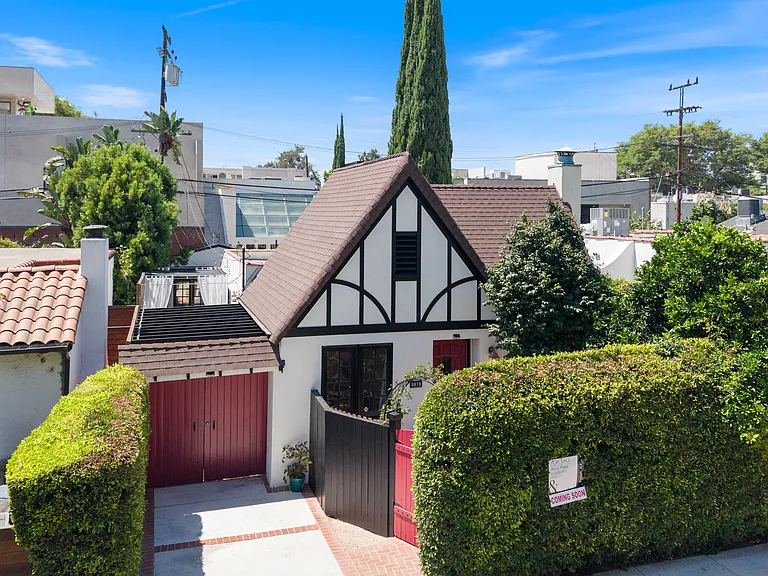 8818 Rosewood Ave — Photo 19