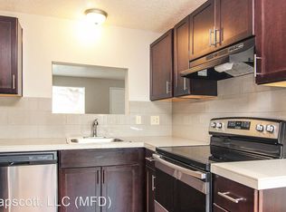 550 SW Edmunston St #11, McMinnville, OR 97128