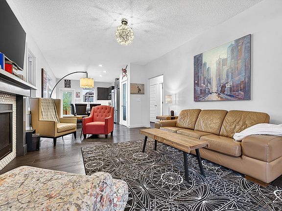 2nd image of 23 Red Fox Way