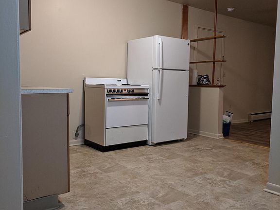2nd image of 1135 S Washington Ave #15