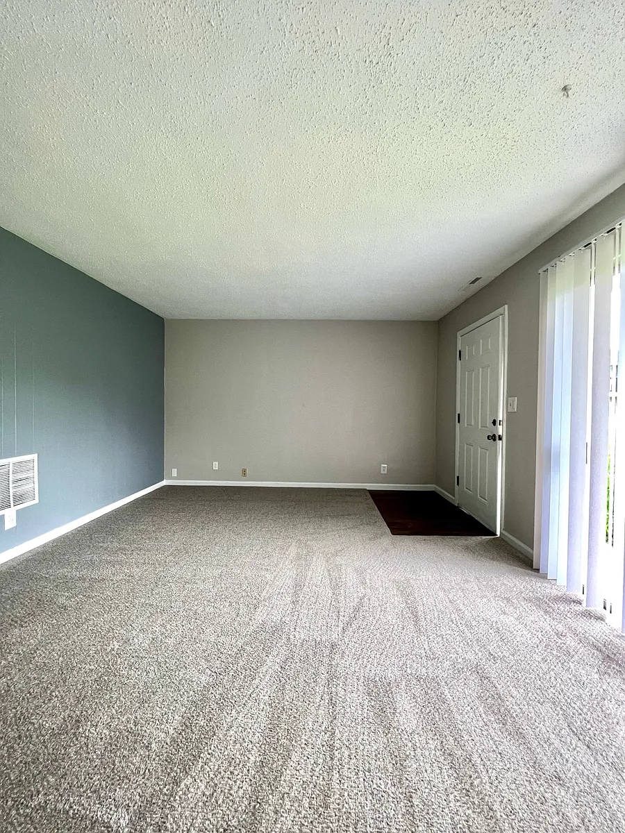 Building Photo - 36 York Port Dr #36