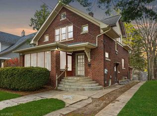 215 Washington St, Rockford, IL 61104