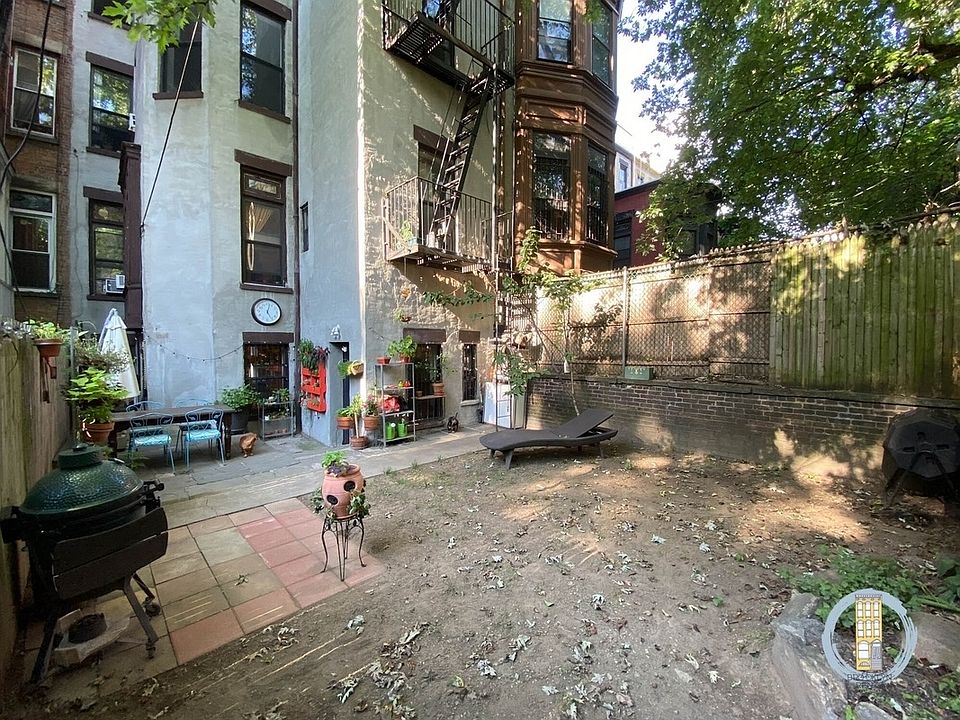 1st image of 252 Hancock St #1