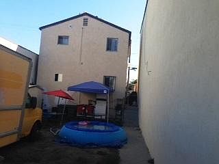 3rd image of 5625 E Beverly Blvd