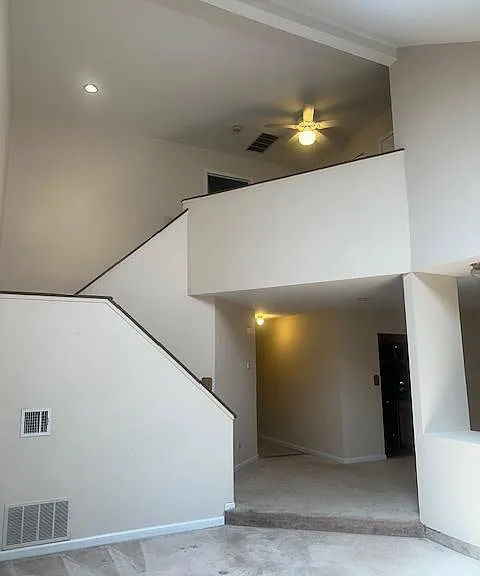 10 Adams Ct — Photo 5