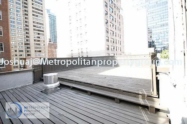 Rented by Metropolitan Property Group | media 60